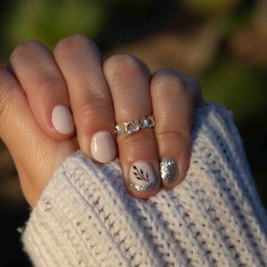 Anillo Midi Silueta Corazón